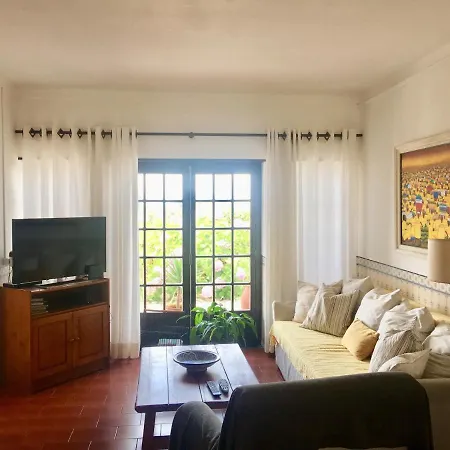 Silver Coast House בית נופש *